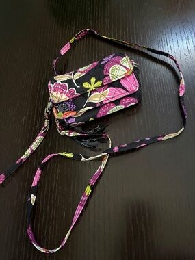 Vera Bradley Wristlet / Crossbody NWOT